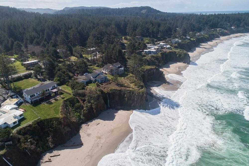 #Stayinmydistrict Cape Arago Sanctuary At The Sea Coos Bay Exterior photo